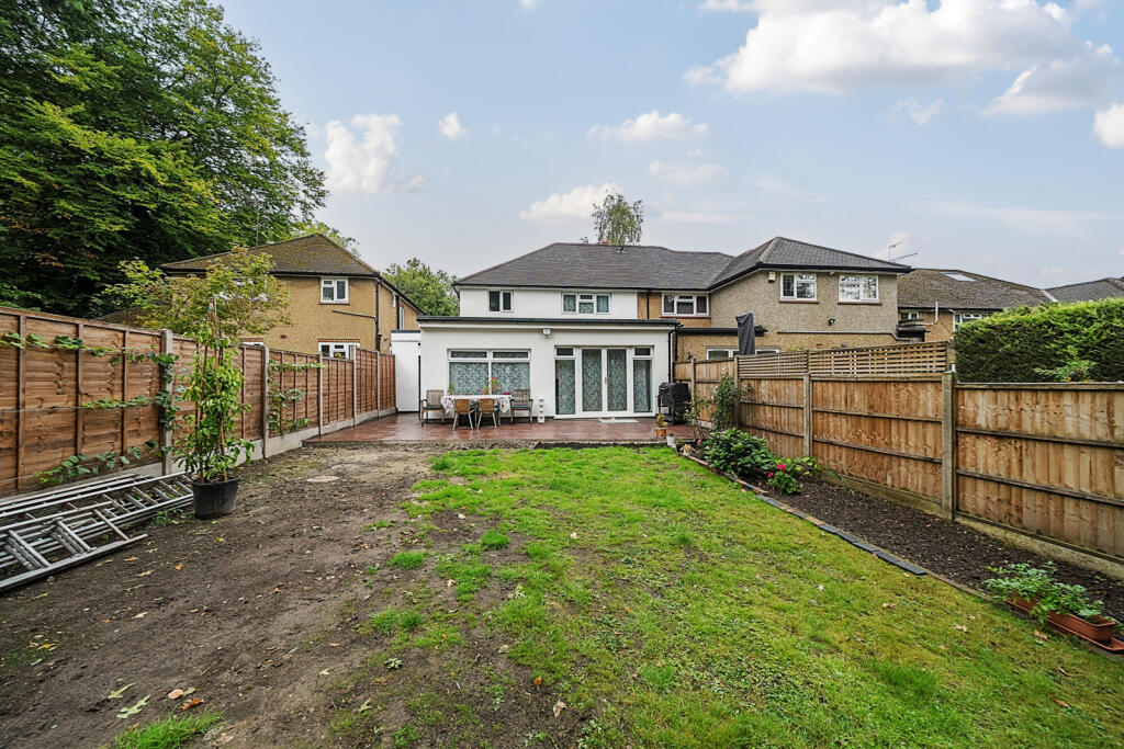 1349627-4-68c1b6f...