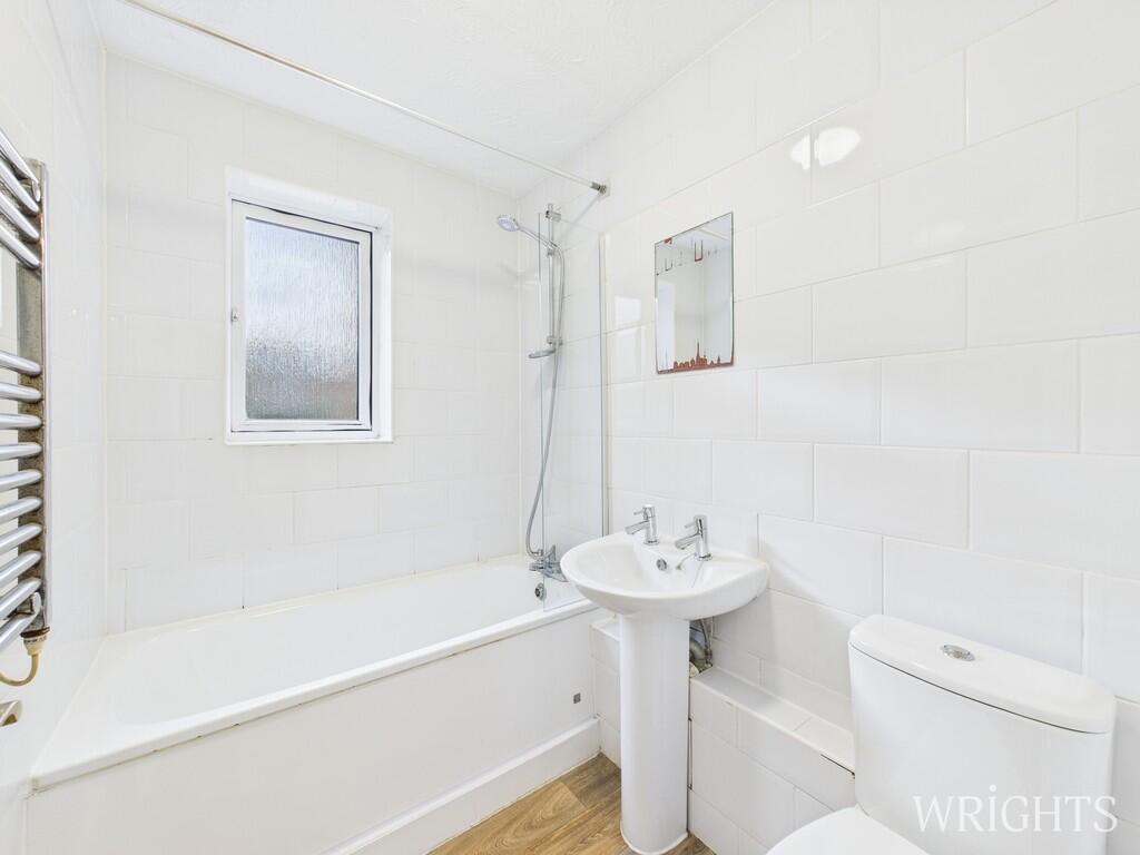 CAM02796G0-PR0350...