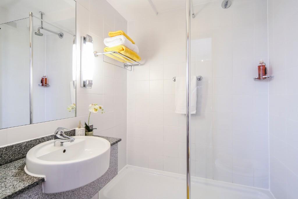 Ensuite bathroom