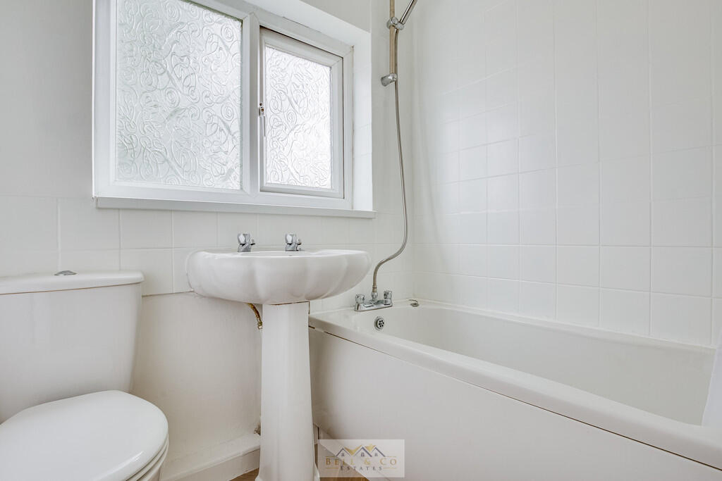 Bathroom 1.1