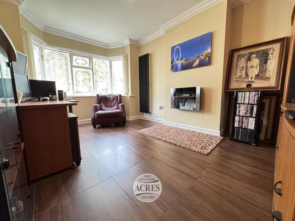 IMG_6210 (Large).jpg