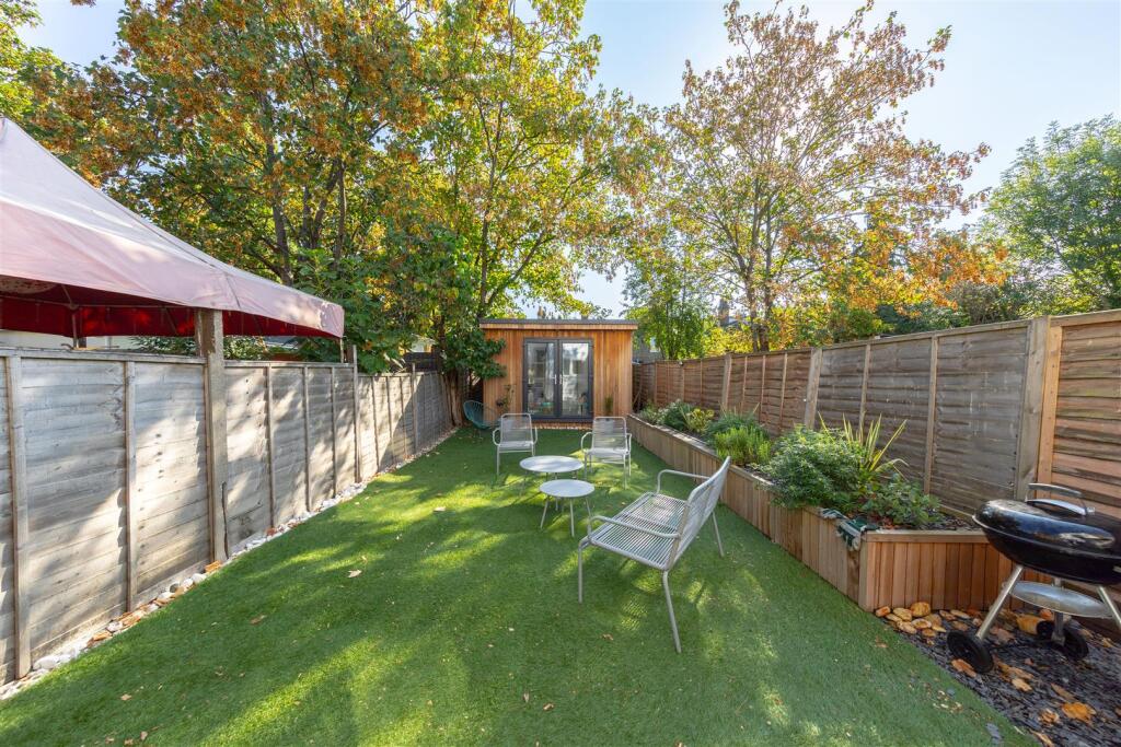 Sutherland Road, N17