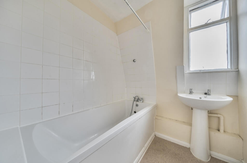 1300318-13-682f01...