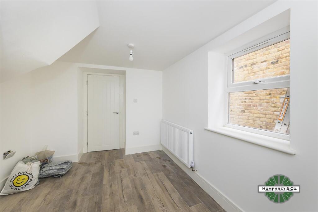 59B  Clifden Road - 12.jpg