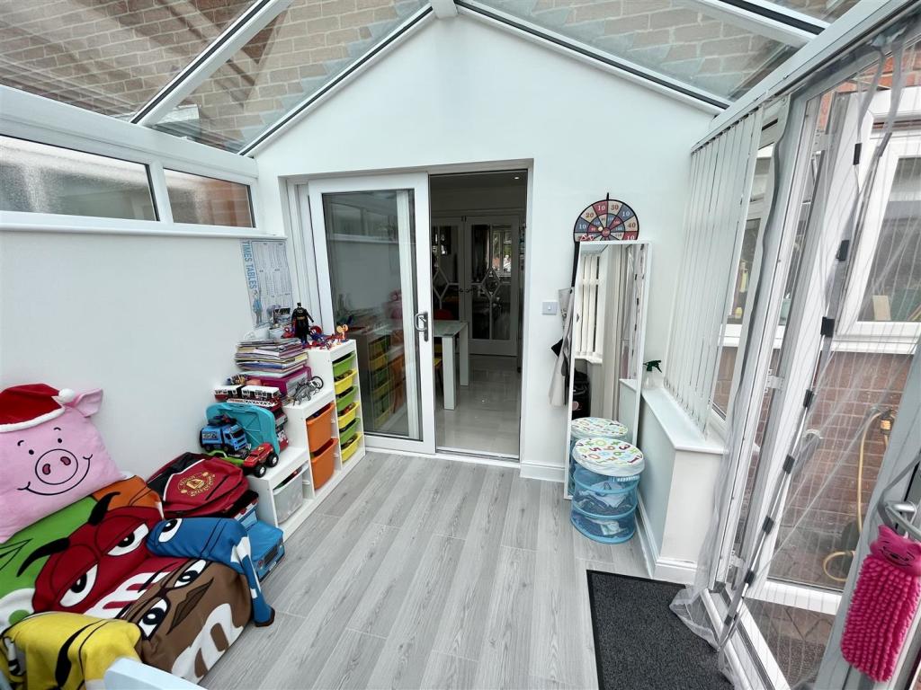 Conservatory Aspect 2.jpg