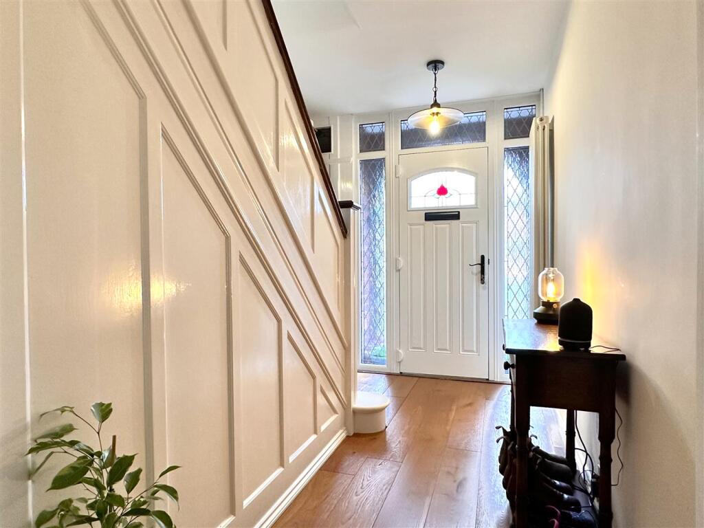 Hallway 647