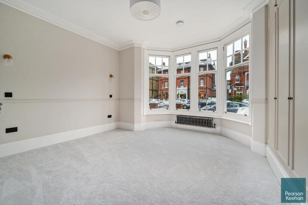 GFF 11 third Avenue, BN3 (20).jpg