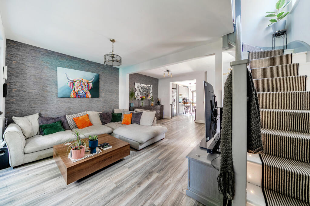 1297207-14-682b3e...