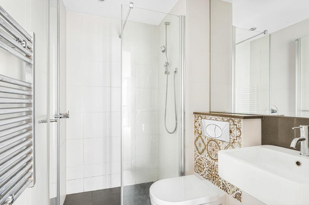 En-suite Shower-room