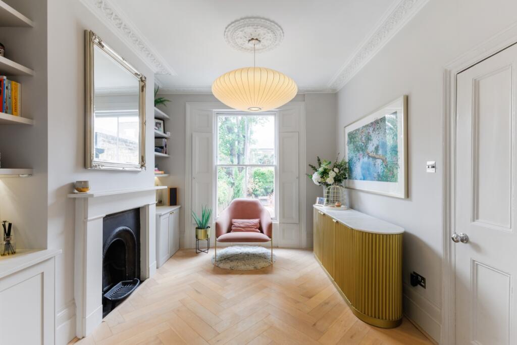 Arlington Square 