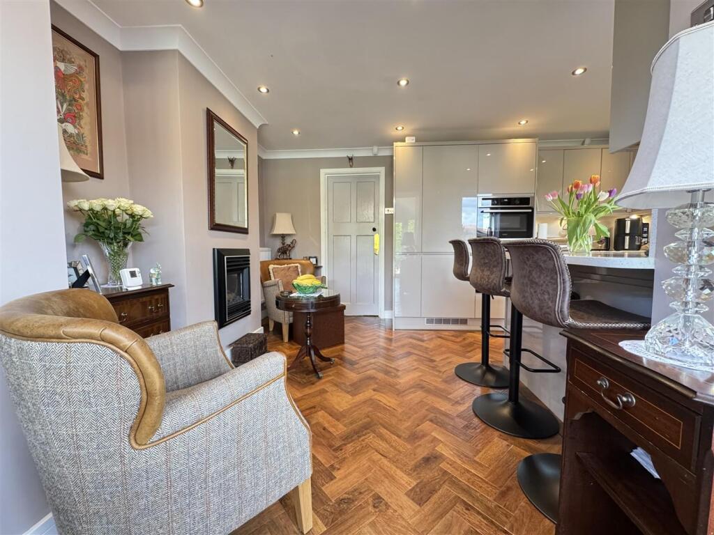 IMG_3838 (Large).JPG