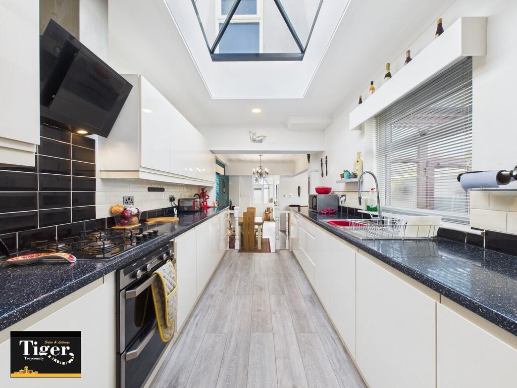 CAM03440G0-PR0415...