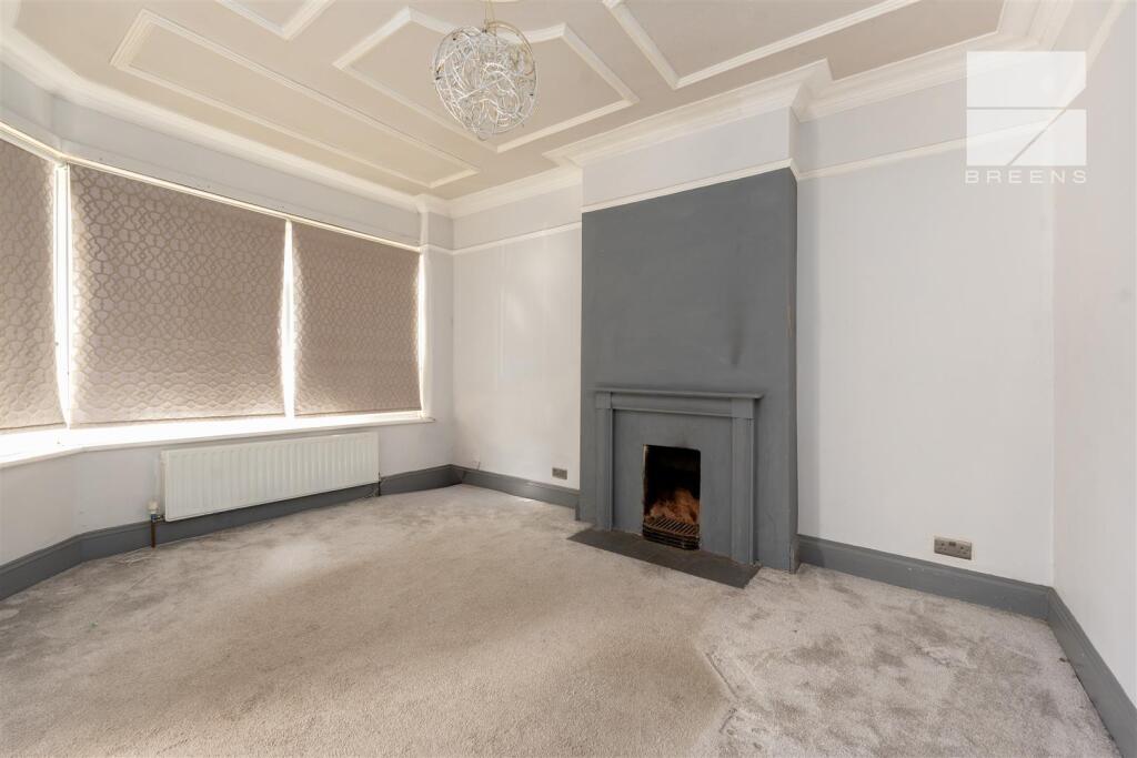 46 Whitehall Gardens_0002.jpg