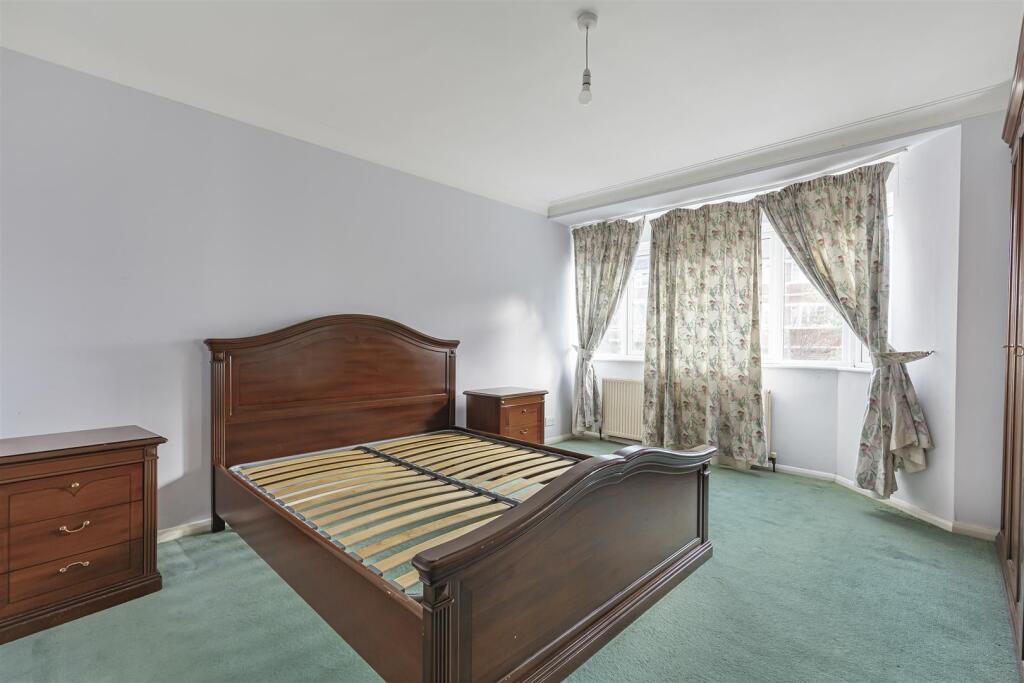 James_an eanhill_court-sw14__3_.jpg