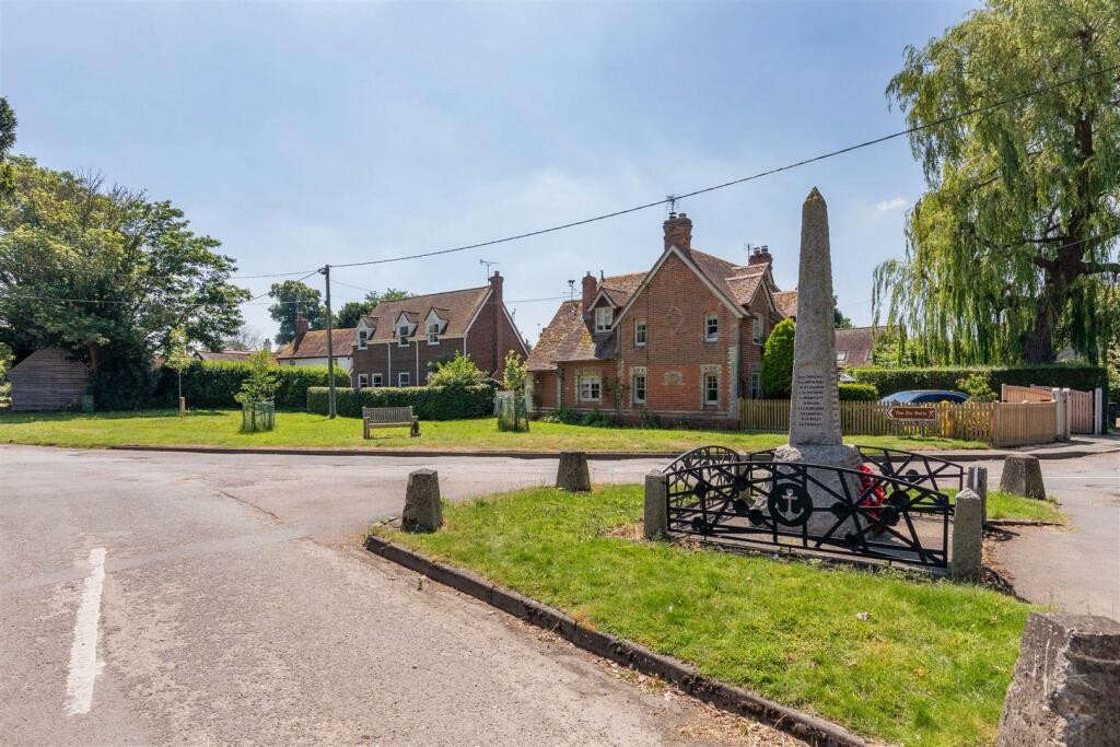 Chestnut Cottage-27.jpg