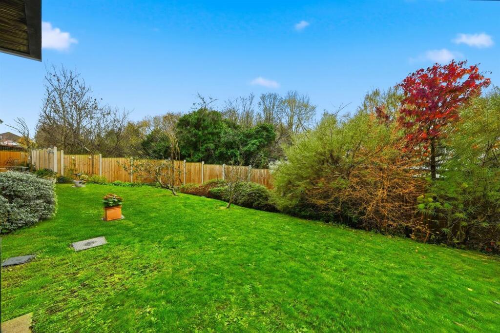 141 White Hart Lane, Romford, RM7 8LZ