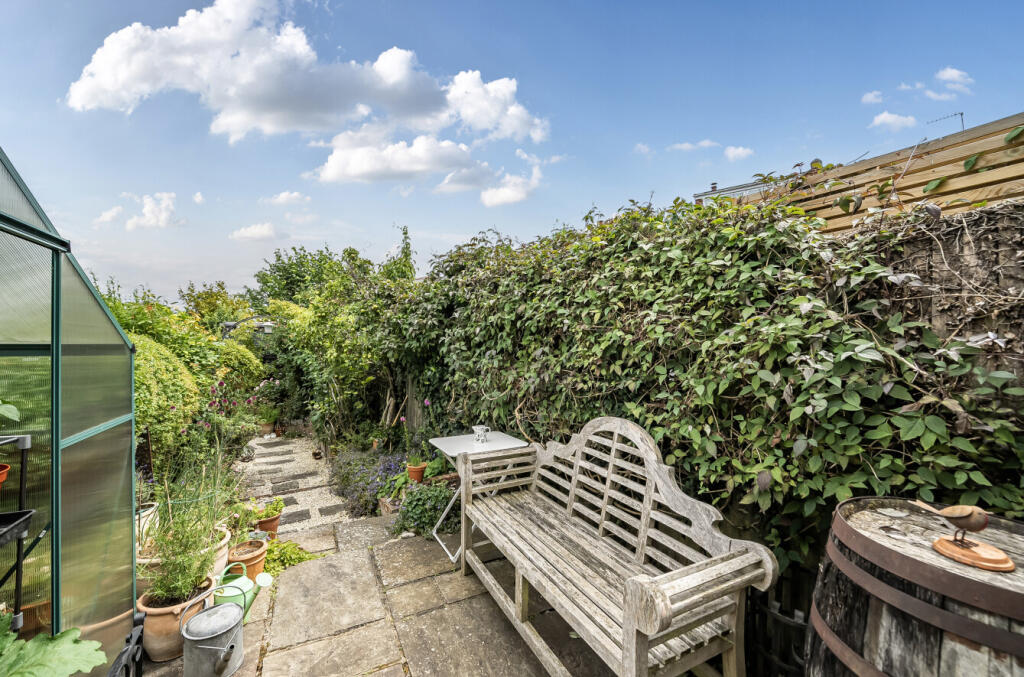 1314409-11-685c19...