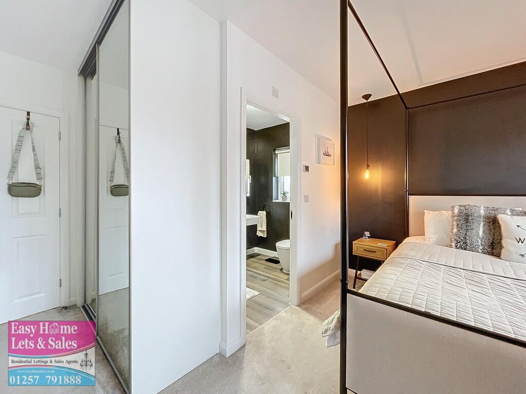 Master Bedroom - ...