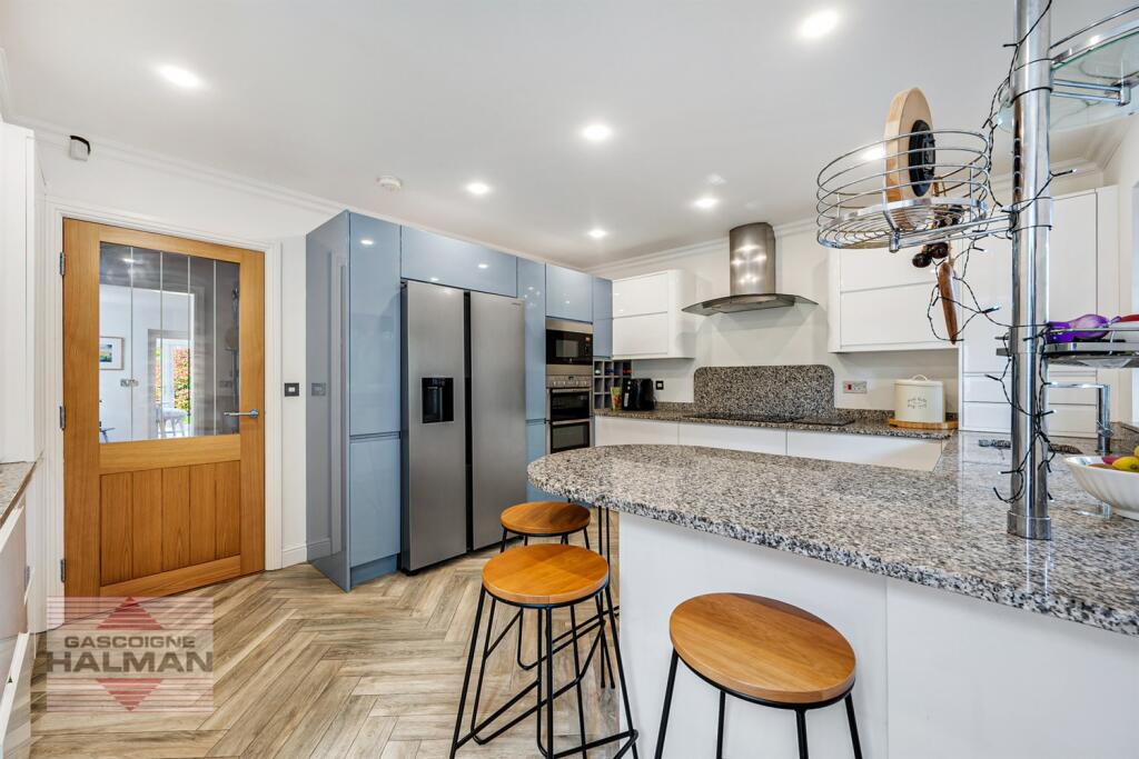 Kitchen Breakfast Ro