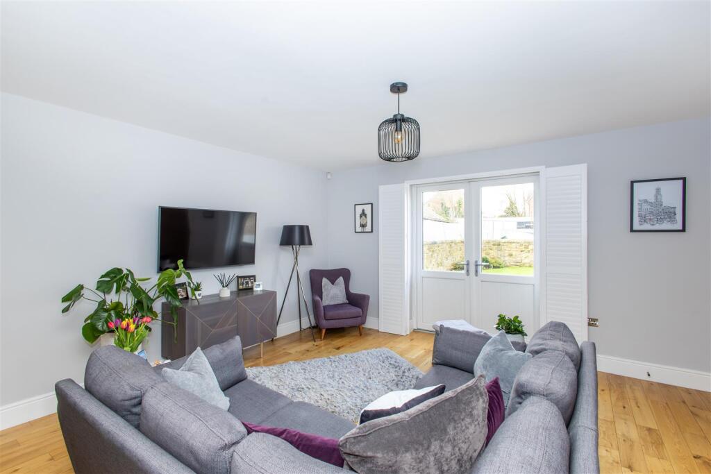 Kitchen/Lounge