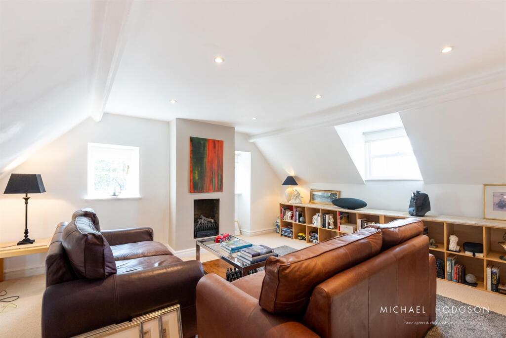 59 Front Street Whitburn-61.jpg