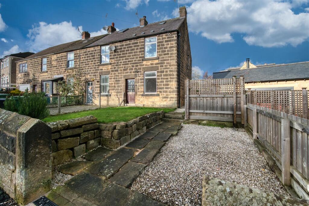 Front of the home and front garden.jpg