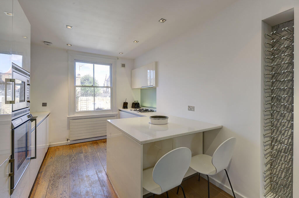 432 kings road 37...