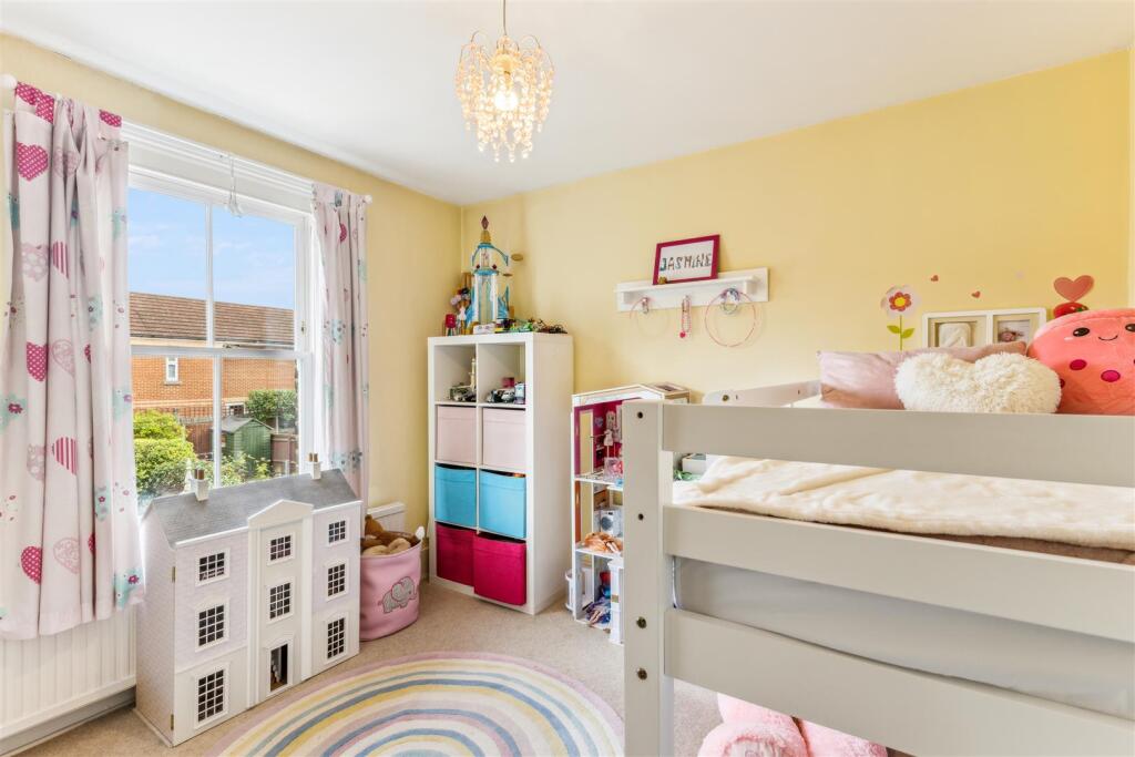 Gainsborough Road, W4 - FOR SALE