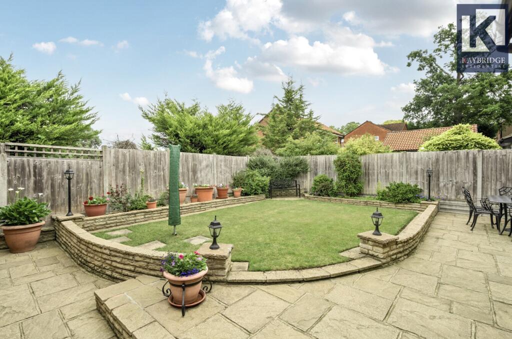 Northcliffe Close, Worcester Park