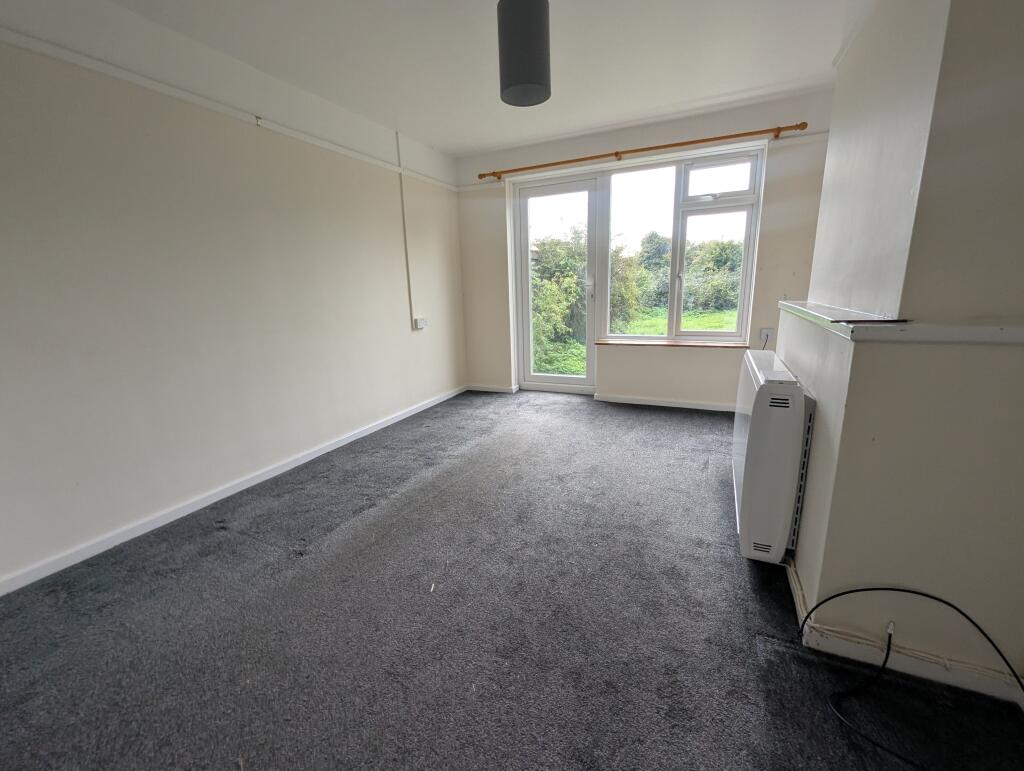 1000032909 T202509261626.jpg