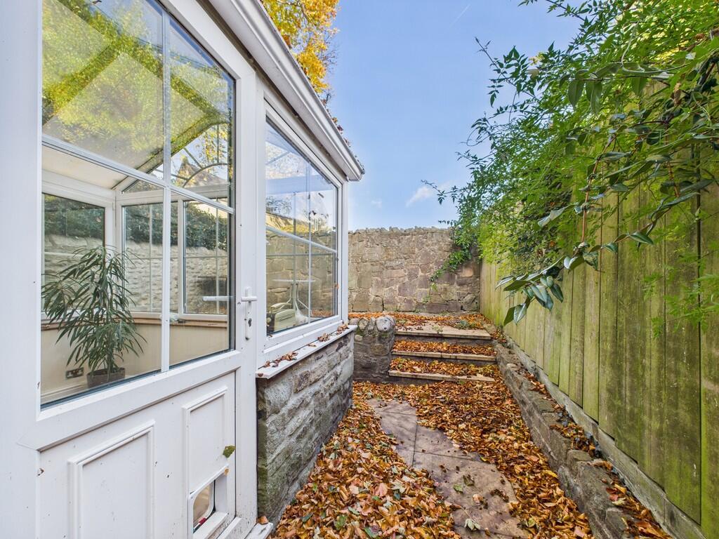 CAM01835G0-PR0329...