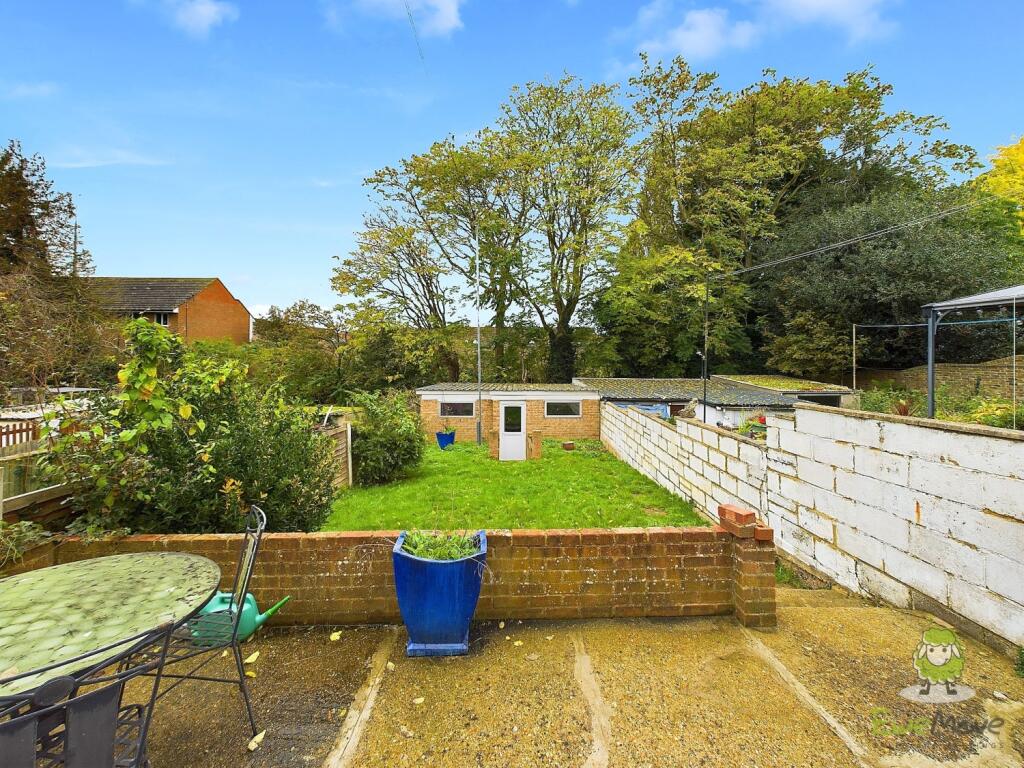 CAM01543G0-PR0100-STILL035