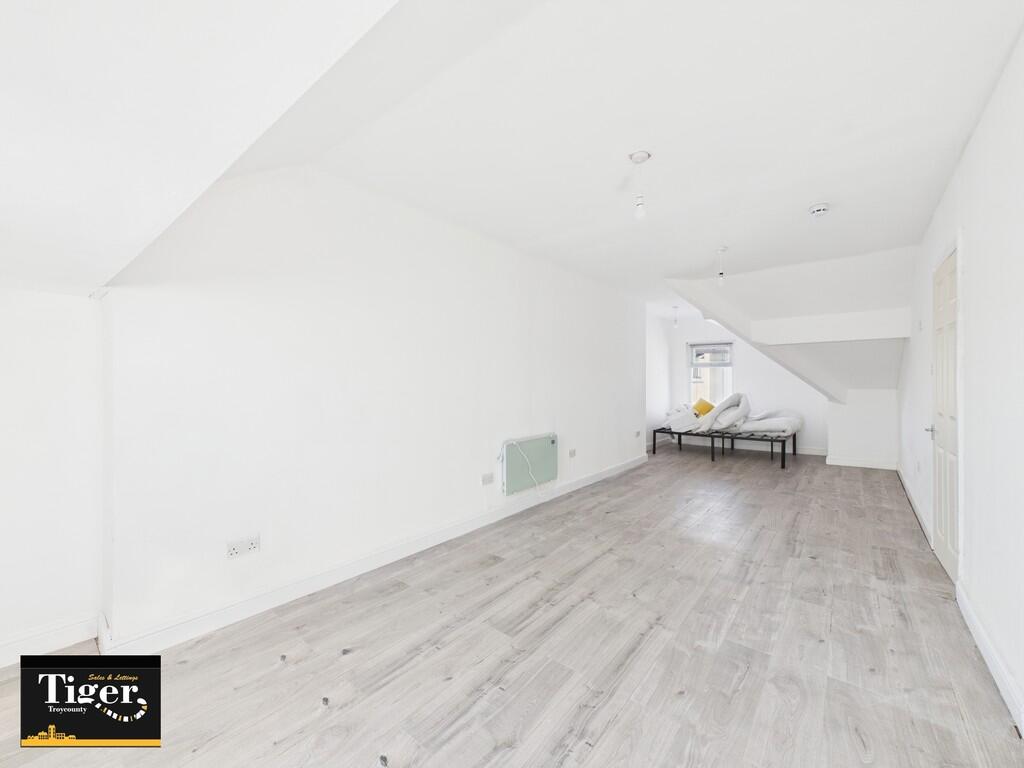 CAM03440G0-PR0299...