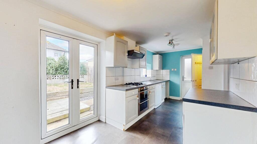 pbox-kitchen-342210.jpg