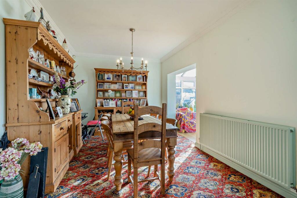 Family Dining Kitchen