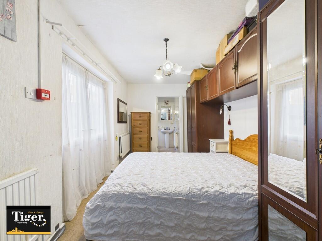 CAM03440G0-PR0270...