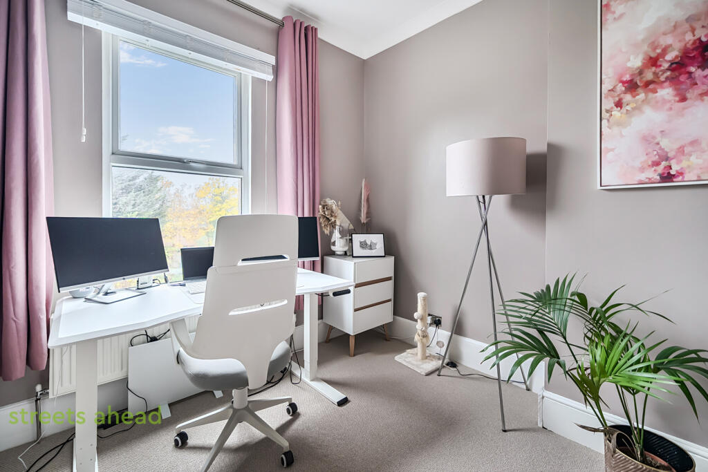 640f45c7-b19b-403...