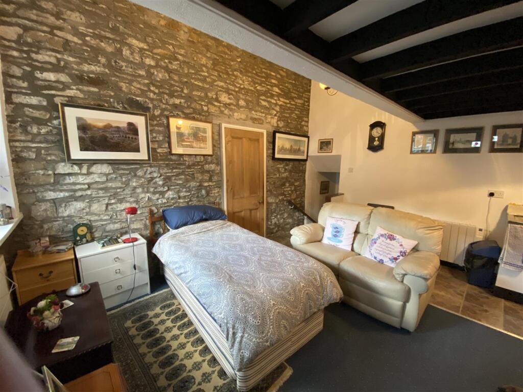 ANNEXE