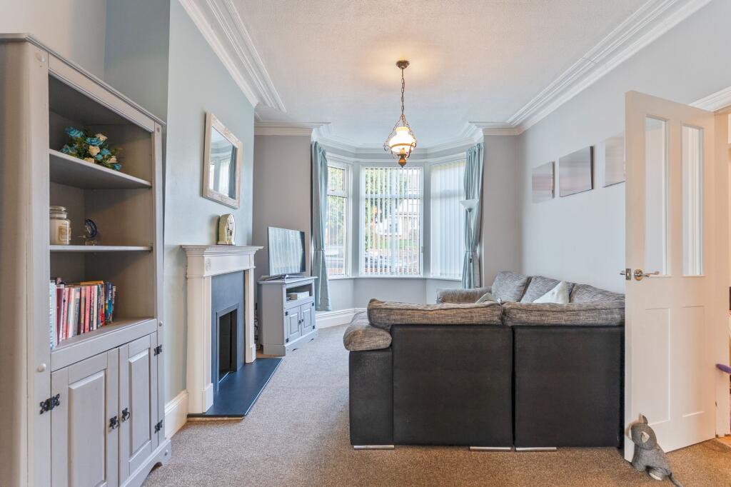 Living Room/Dining Room