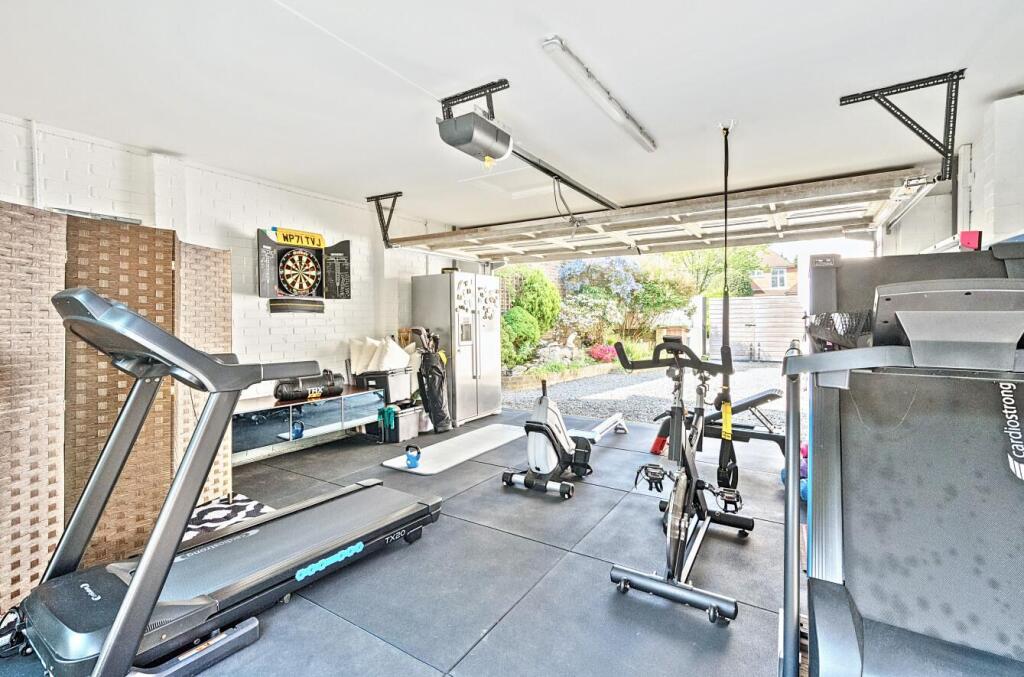 8-68231161ae788-1290276-ARW-8 .jpg