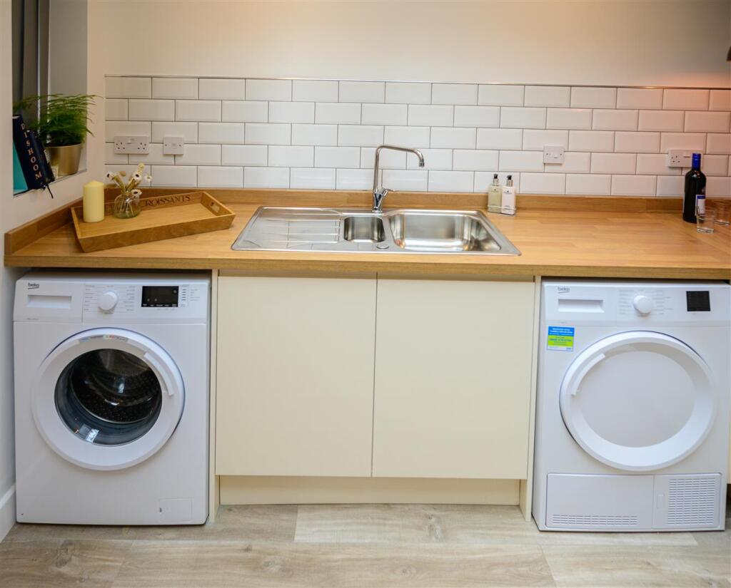 Bristol Road, Earlsdon, Coventry