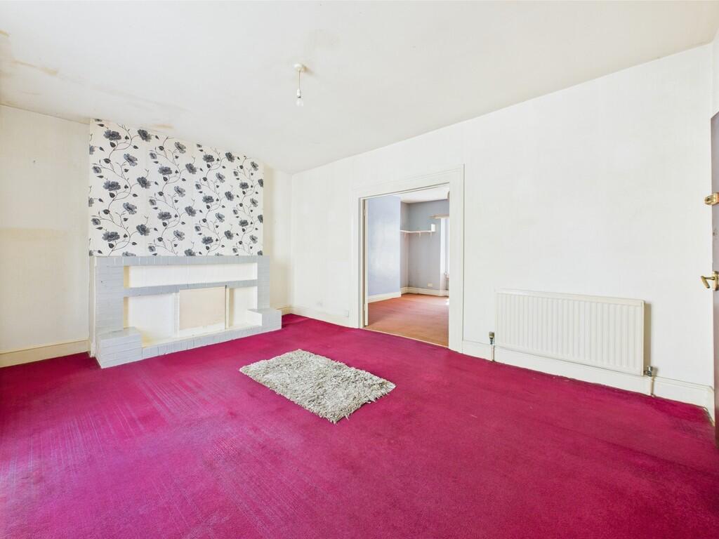 CAM03974G0-PR0141...