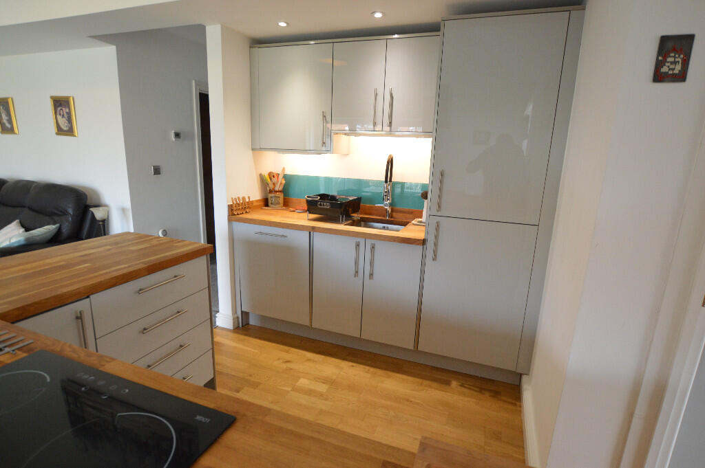 Fitted Kitchen