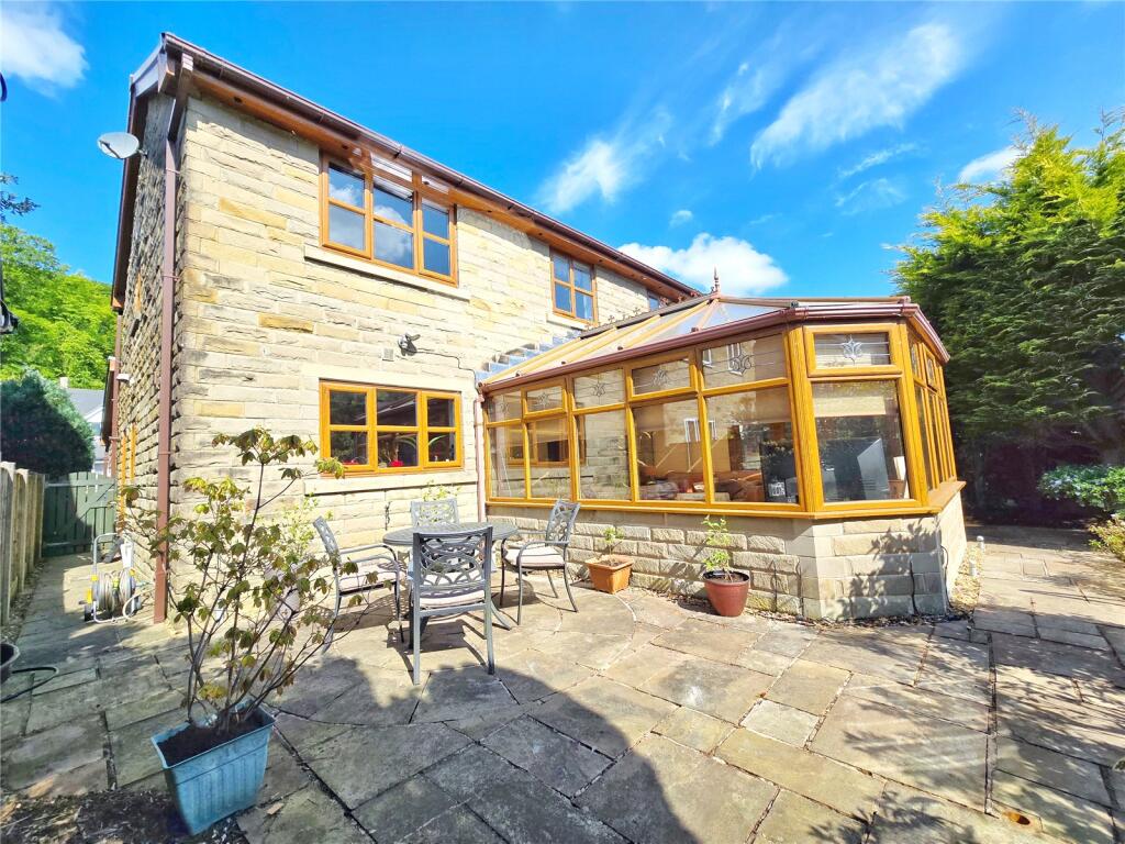 Conservatory &amp; Patio