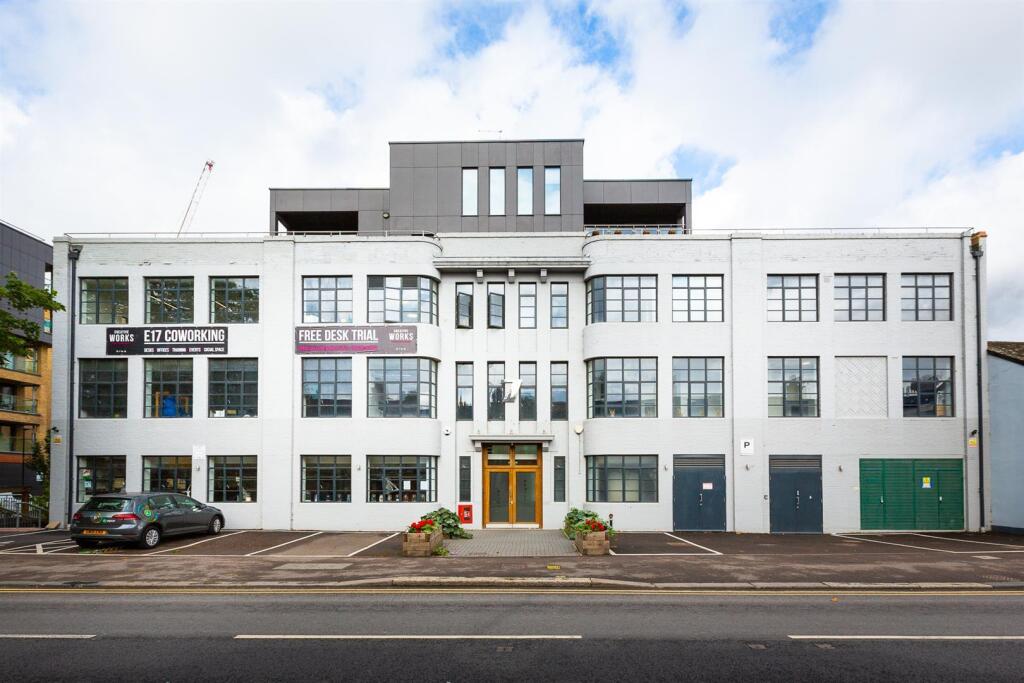Blackhorse Lane, E17