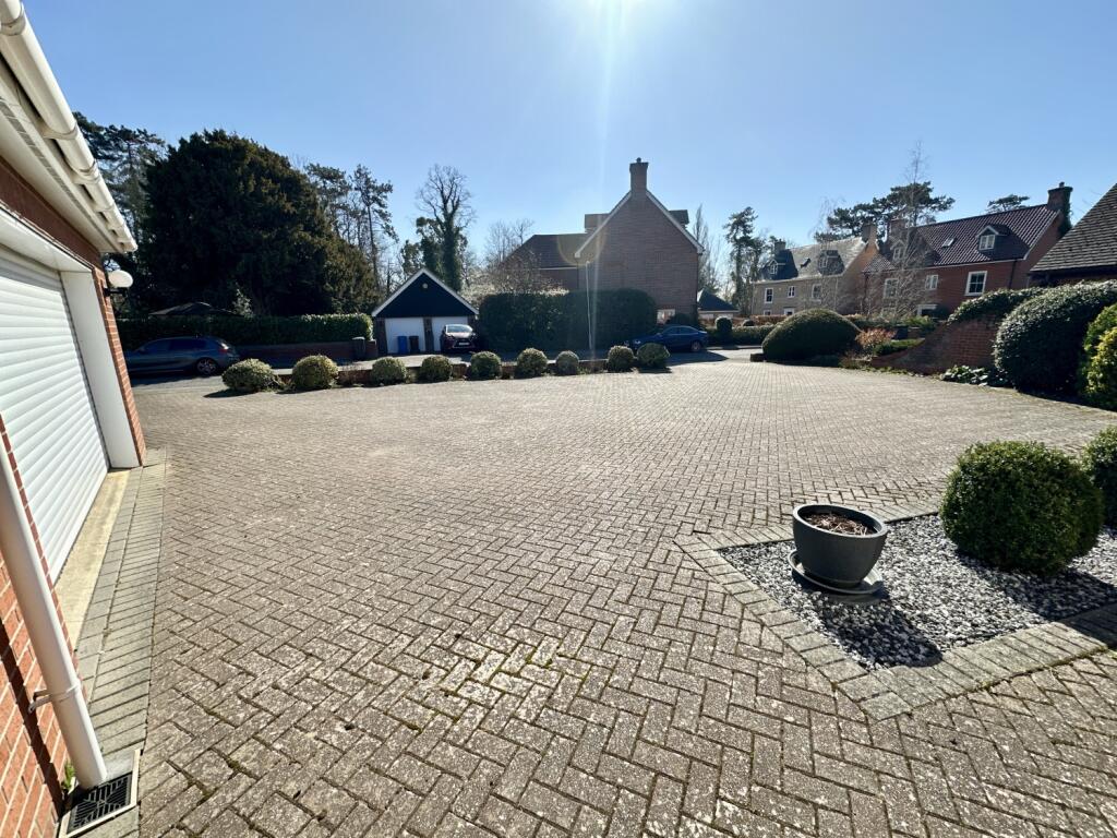 DJI_20250318_104634_970