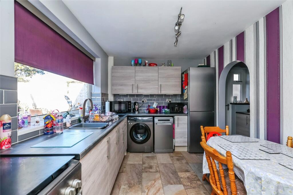 Fitted Kitchen
