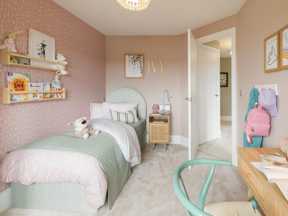 The Henley - Bedroom 4