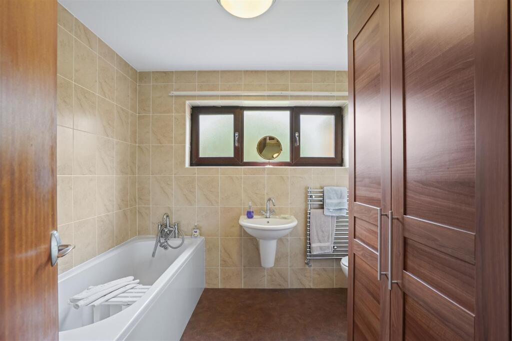 329 Queen Street-6.jpg