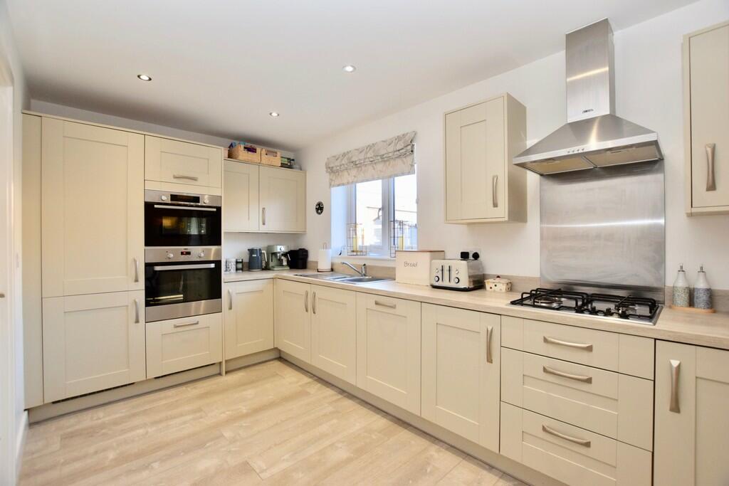 Kitchen/Dining Ro...